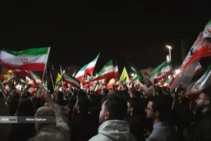 اجتماع مردمی در حمایت از رزمندگان اسلام