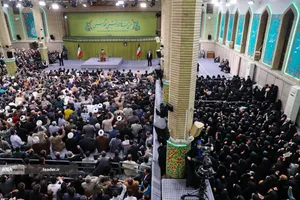 دیدار هزاران نفر از مداحان و ستایشگران اهل بیت(ع) با رهبر معظم انقلاب