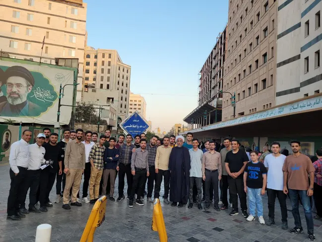 برنامه‌های زیارتی و فرهنگی ظرفیتی مهم برای تقویت هویت دینی و معنوی دانشجویان است