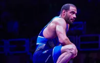 هدایت: خیلی از کشتی‌گیران تتو دارند، خالکوبی من زیر جوراب است/ حقم حضور در آسیایی‌ست و امیدوارم به اردو برگردم