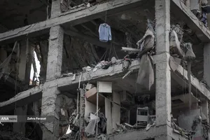 آثار تجاوز هوایی آمریکایی _ صهیونیستی به اماکن مسکونی