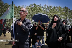تشییع پیکر مطهر آقای شهید ایران و خانواده ایشان