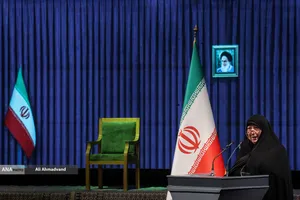 طیبه ماهروزاده استاد دانشگاه و مادر همسر شهید رهبر انقلاب