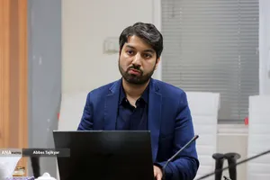 محمدعلی شکوهیان&zwnj;راد پژوهشگر و نویسنده&zwnj; در حوزه&zwnj;ی مطالعات سایبرنتیک در نشست علمی با موضوع &laquo;حکمرانی اینترنت در شرایط جنگی؛ تحلیل تلاقی امنیت، اقتصاد و فرهنگ&raquo;