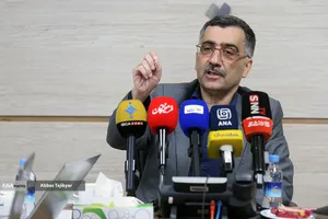 نشست خبری افشین آخوندزاده معاون تحقیقات و فناوری وزارت بهداشت