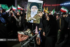 اجتماع مردمی در خونخواهی امام شهید امت - چهارراه کوکاکولا