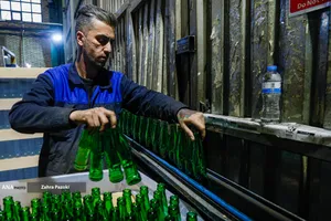 کارخانه شیشه