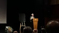 رونمایی از ترجمه نوآورانه قرآن کریم در حوزه هنری؛ تأکید بر دشواری ترجمه کلام وحی