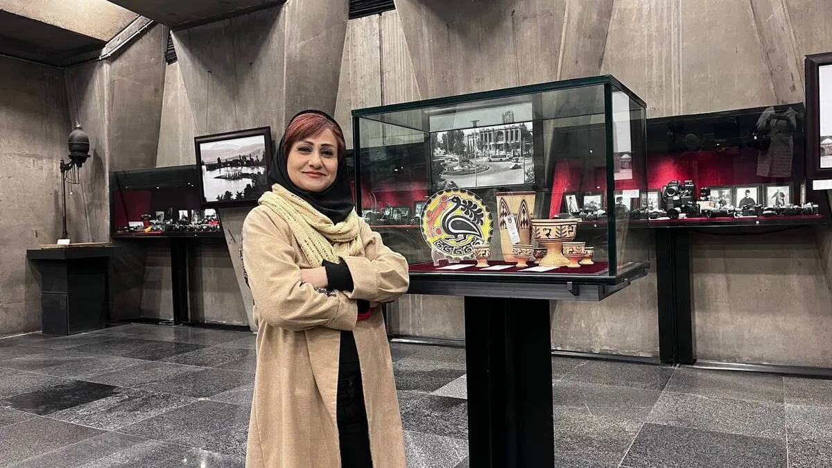 بازآفرینی ۸۰۰۰ سال هنر سفال ایران در برج آزادی/نقش‌مایه‌هایی که نشان از تمدن ایران دارند