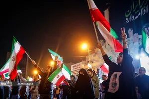 اجتماع مردمی در خونخواهی امام شهید امت - میدان انقلاب