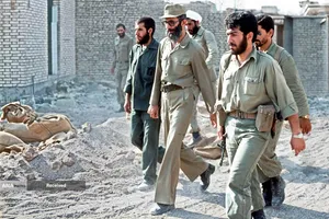  مجاهد خستگی&zwnj;ناپذیر - رهبر شهید امام خامنه&zwnj;ای 