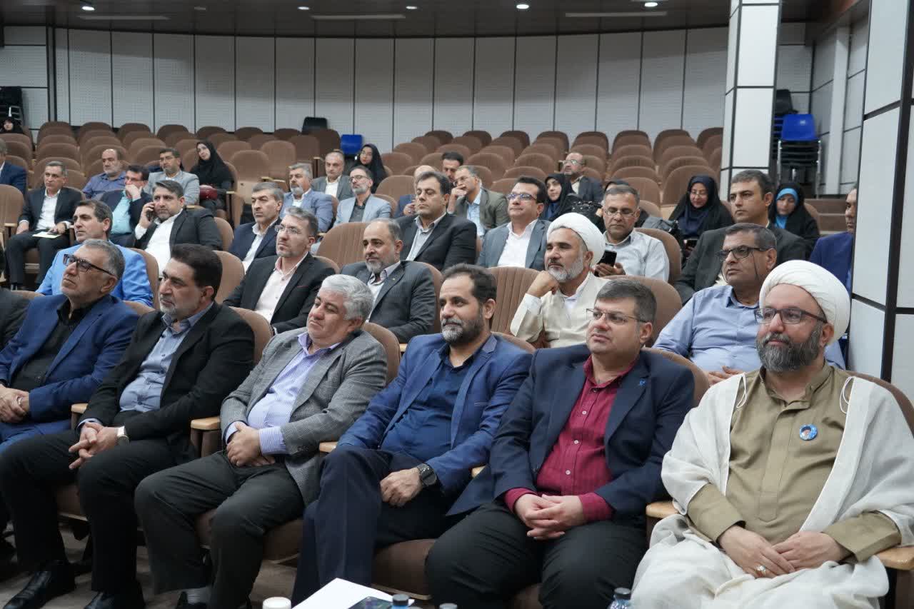 تأکید بر آمادگی واحد‌های دانشگاه آزاد استان فارس برای آغاز سال تحصیلی و حرکت به سمت مأموریت‌گرایی