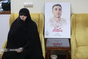 مادر شهید نخبه علی حیدرزاده