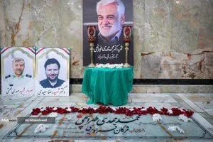 مزار شهید دکتر محمدمهدی طهرانچی و همسر گرامی&zwnj;اش شهید قراویری در حرم مطهر حضرت عبدالعظیم حسنی(ع)