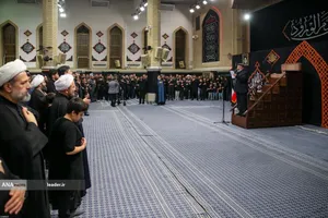 مراسم عزاداری شام غریبان حسینی (ع) در حسینیه امام خمینی