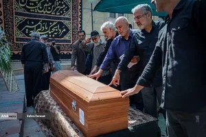  تشییع پیکر سیمین&zwnj;دخت وحیدی