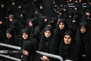 مراسم عزاداری شام غریبان حسینی (ع) در حسینیه امام خمینی