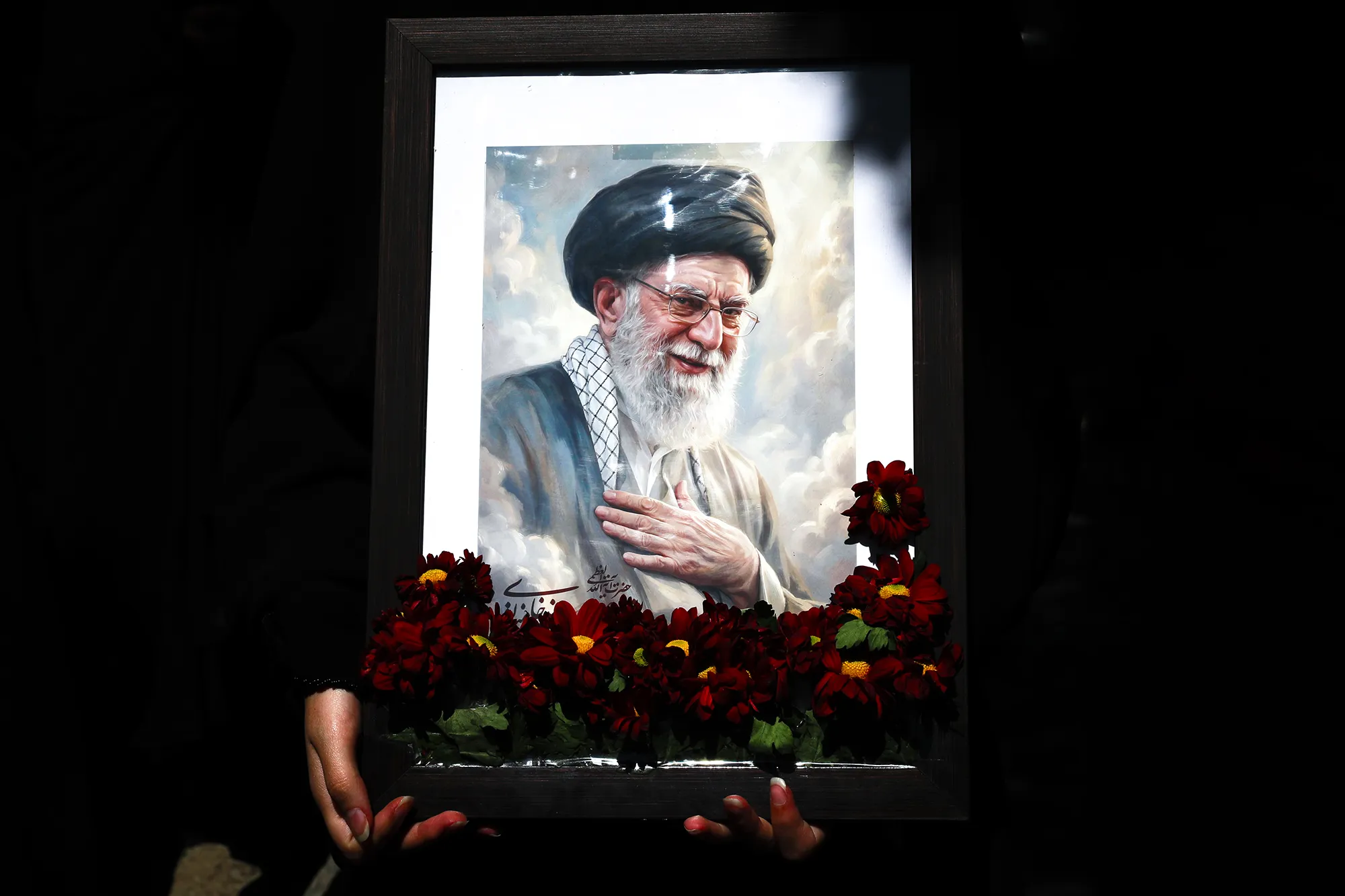 حال و هوای شهر در فراق رهبر شهید انقلاب حضرت آیت الله امام شهید سید علی خامنه ای