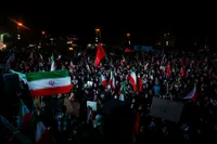 رسالت دانشگاه در شرایط کنونی تقویت روحیه خودباوری است