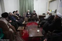سفر عارف به قم/ دیدار با اعضای جامعه مدرسین حوزه علمیه قم