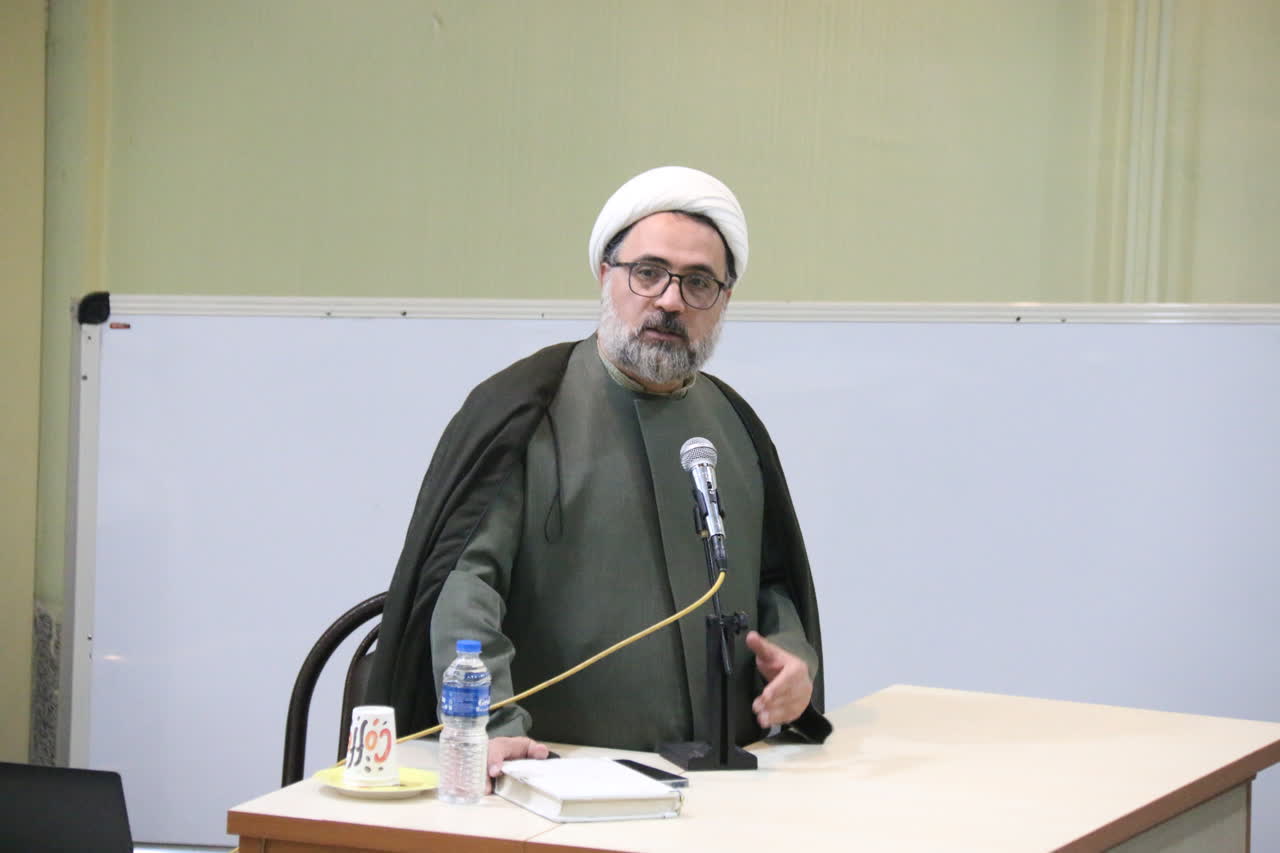 توانمندسازی اساتید معارف همدان؛ تربیت نسل جوان در مسیر ارزشهای اسلامی توانمندسازی اساتید معارف همدان؛ تربیت نسل جوان در مسیر ارزشهای اسلامی