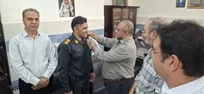 دانش‌آموخته دانشگاه آزاد لارستان درجه سرهنگی خود را در میان استادان نصب کرد!