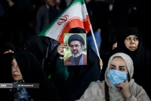 اجتماع مردمی در حمایت از رزمندگان اسلام - میدان صنعت
