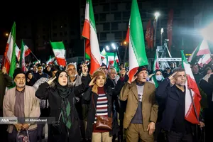 اجتماع مردمی در حمایت از رزمندگان اسلام - میدان ولیعصر (عج)