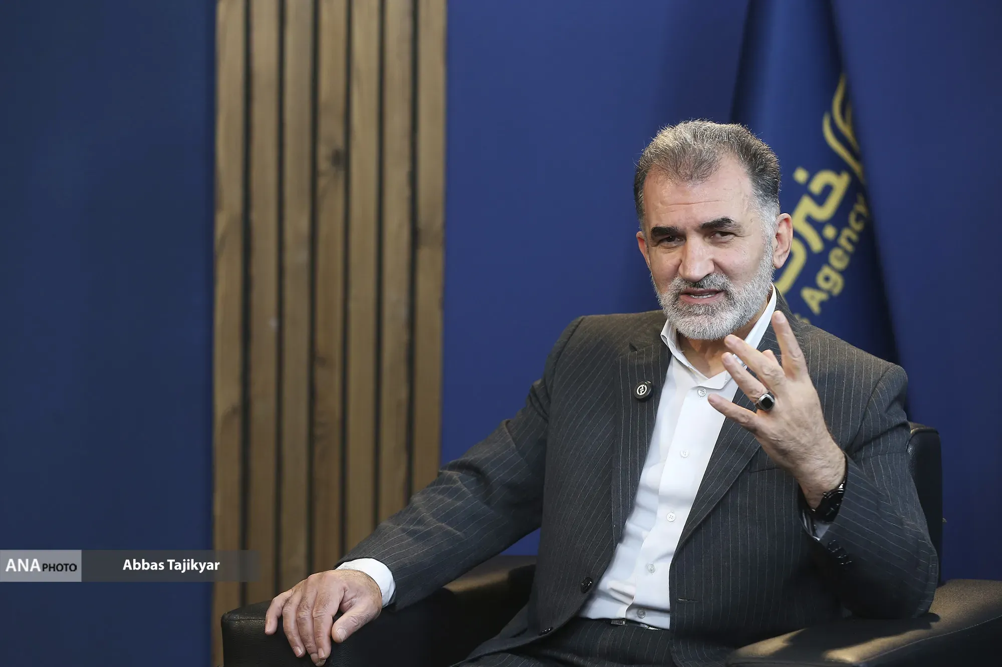 اکبر نصراللهی