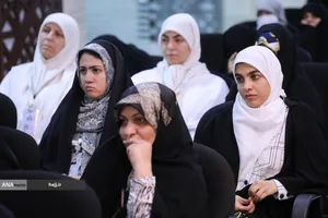 نشست صمیمی با نوجوانان حاضر در حج 1404