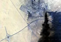 دو آشیانه پهپادی و یک مخزن سوخت هواپیما و بالگردهای نظامی در پایگاه علی السالم به آتش کشیده و منهدم شدند +فیلم