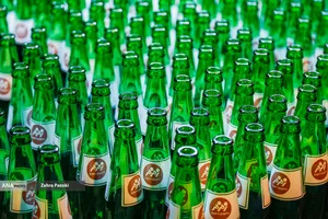 کارخانه شیشه