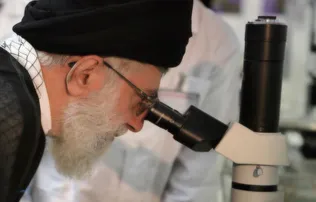 درخشش ایران در فناوری سلول‌های بنیادی در سایه حمایت‌های رهبر شهید