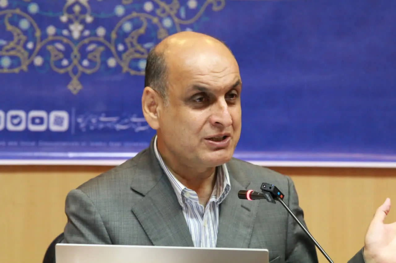 هادی حق شناس