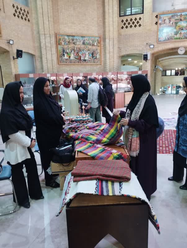 مشاغل خانگی؛ پیشران اقتصاد خانواده‌محور و توسعه پایدار