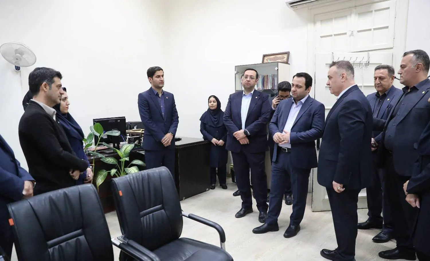 مدیرعامل بانک ملی ایران: ترمیم اعتماد عمومی با شفافیت و ارائه خدمات باکیفیت/ نقش کلیدی روابط عمومی در ترمیم سرمایه اجتماعی بانک ملی ایران