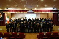 رونمایی از تندیس نخستین جشنواره «شعر وحدت» با تجلیل ۹ اثر برگزیده