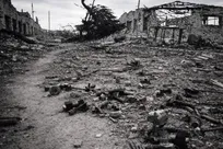 خانه‌های فروریخته اما پابرجا