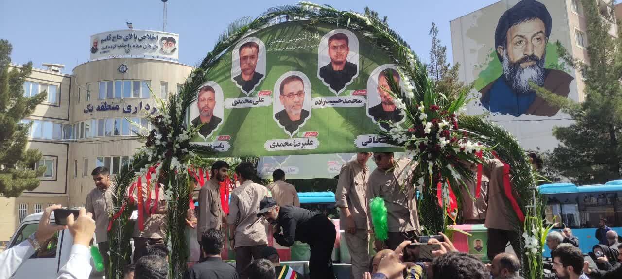 تشییع پیکر دانشجوی شهید دانشگاه آزاد بردسیر 2