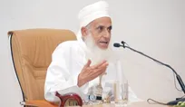 مفتي عُمان يدعو إلى دعم غزة وإيران ويؤكد وحدة الأمة الإسلامية