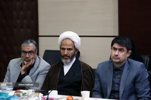 نشست تخصصی بررسی ابعاد حقوقی جنگ های تحمیلی دوم و سوم در دانشگاه آزاد اسلامی