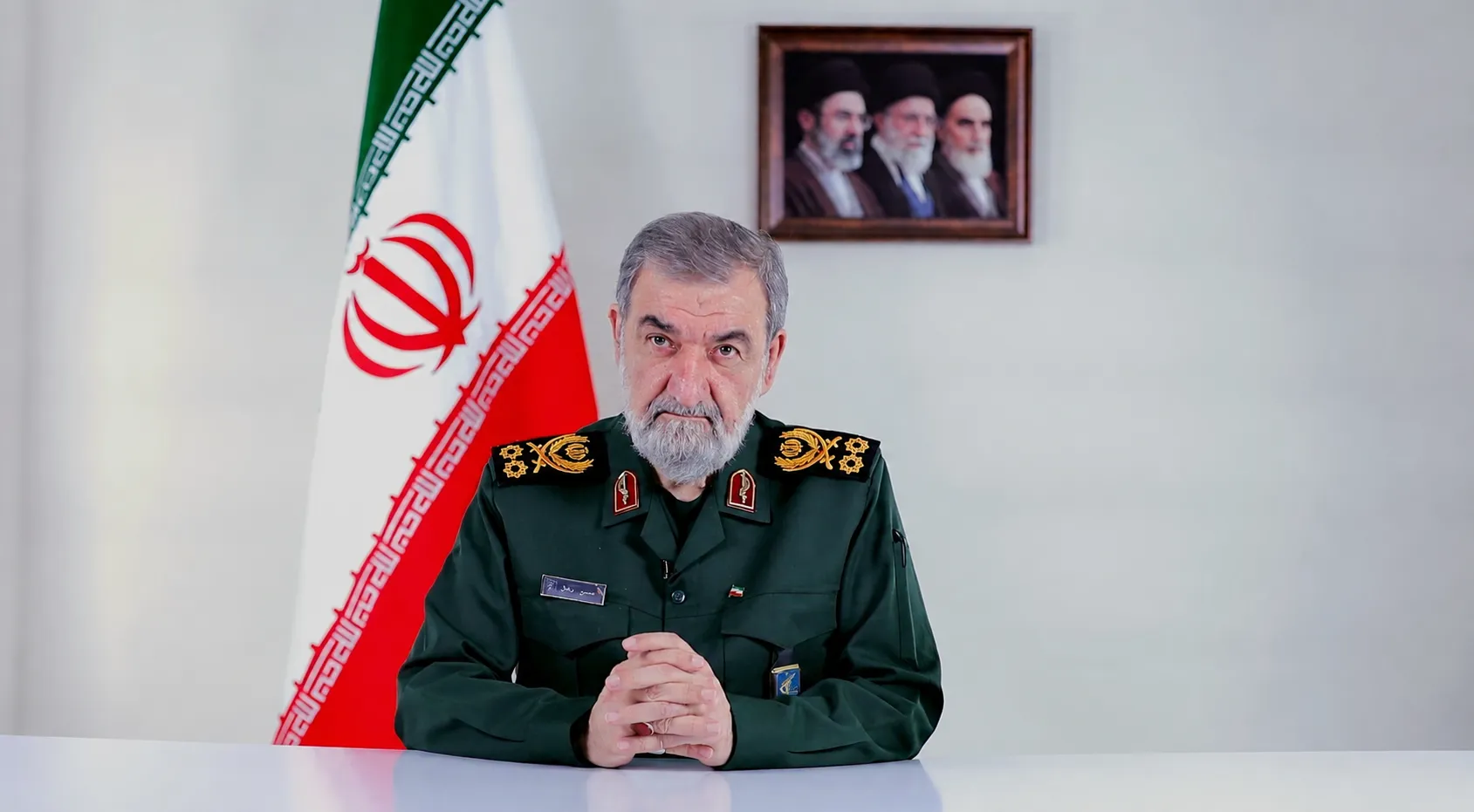 محسن رضایی
