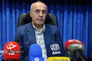 سعید حبیبا رئیس سازمان امور دانشجویان وزارت علوم، تحقیقات و فناوری در مراسم اهدای تبلت&zwnj; ویژه دانشجویان نابینا