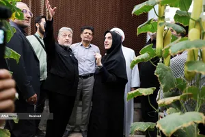  بازدید دکتر رنجبر و حجت&zwnj;الاسلام&zwnj;والمسلمین خسروپناه از مراکز فناوری و تحقیقاتی دانشگاه آزاد اسلامی واحد اصفهان 