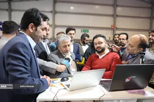 دکتر بیژن رنجبر رییس دانشگاه آزاد اسلامی در مراسم افتتاحیه سومین دوره نمایشگاه فناوری و نوآوری فن نما 1404