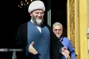 مراسم افتتاح نمایشگاه &laquo; آیینه&zwnj;های نعت&raquo; آیین گرامیداشت ۱۵۰۰مین سالگرد میلاد پیامبر اکرم(ص) با حضور حجت&zwnj;الاسلام والمسلمین محمد قمی رییس سازمان تبلیغات اسلامی