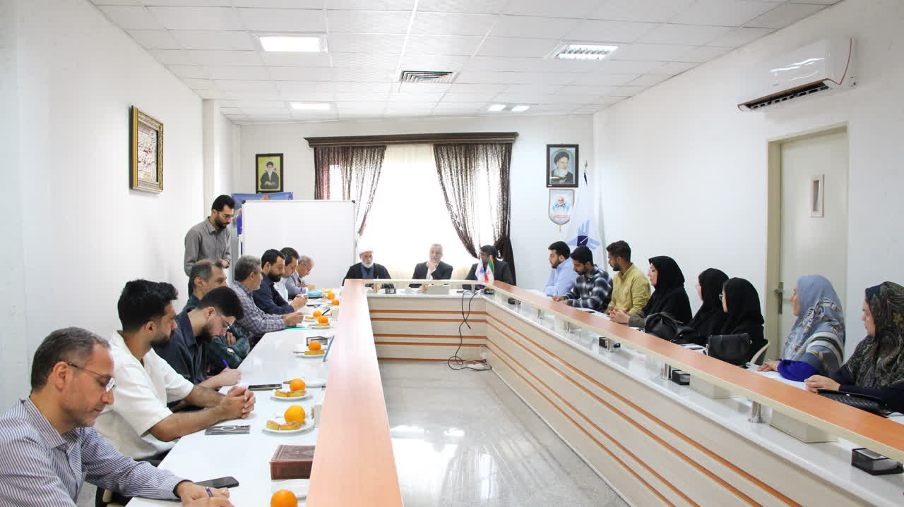 الگوی «جنگ نامتقارن»؛ راهبرد فرهنگی برای مقابله با تهدید نرم دشمنان الگوی «جنگ نامتقارن»؛ راهبرد فرهنگی برای مقابله با تهدید نرم دشمنان
