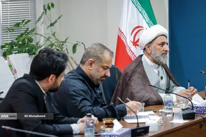 نشست علمی مکتب امام خمینی&zwnj;(ره) در اندیشه رهبر شهید انقلاب