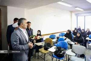 آیین استقبال از دانشجویان در دانشگاه تهران مرکز
