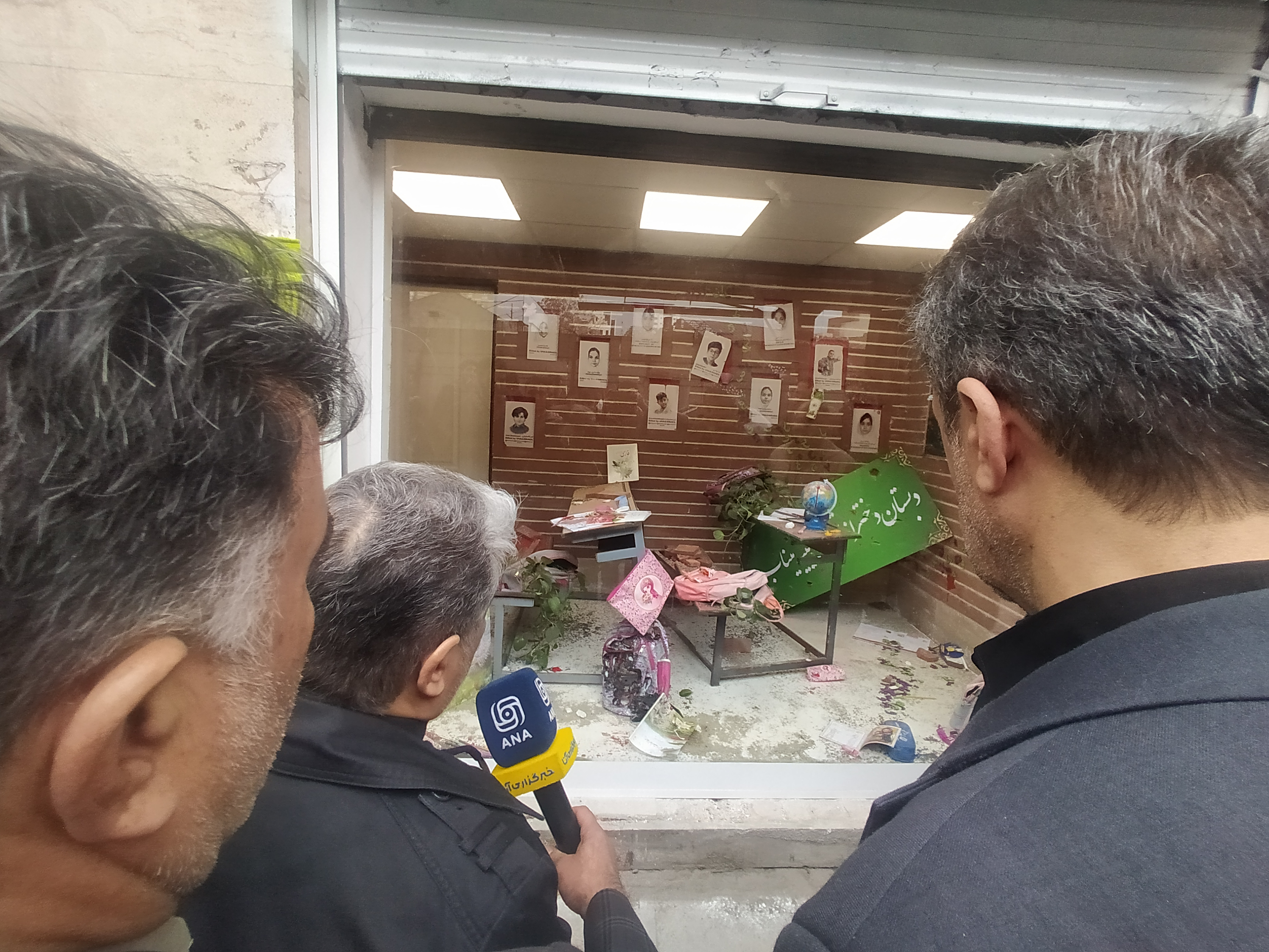 دانشجویان در یادمان شهدای جنگ رمضان، ندای آرمانخواهی را با سه قاب زیبا به تصویر کشیدند دانشجویان در یادمان شهدای جنگ رمضان، ندای آرمانخواهی را با سه قاب زیبا به تصویر کشیدند